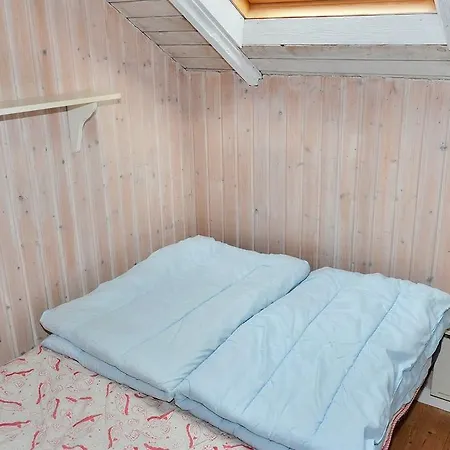 Four-bedroom Holiday Ostmarken 08 Tatil Evi
