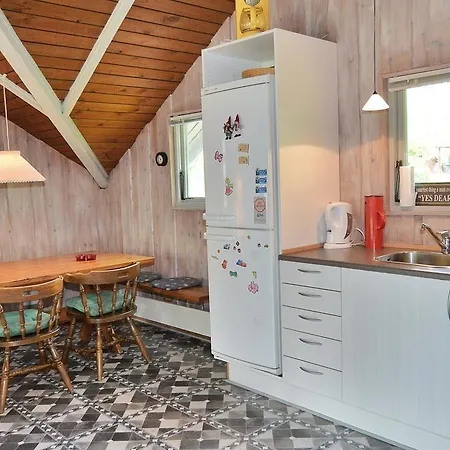 Four-bedroom Holiday Ostmarken 08 Tatil Evi *